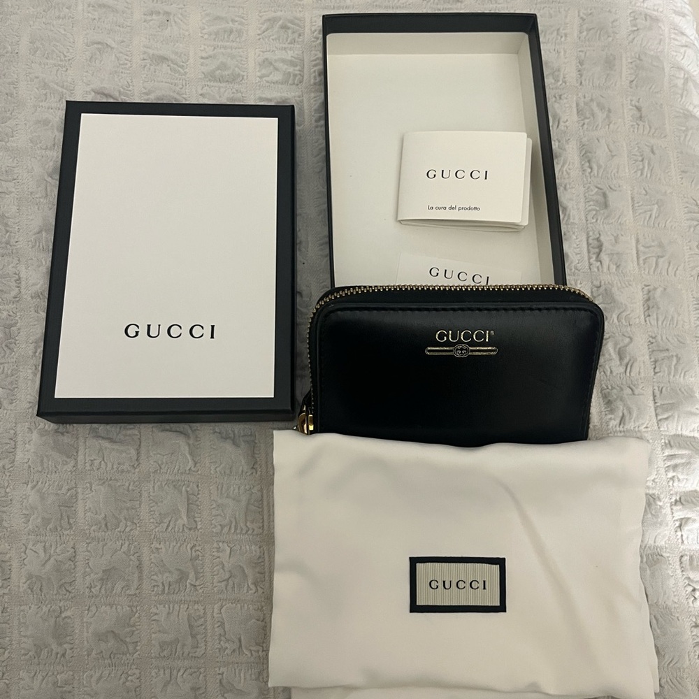 Used Authentic Gucci Black Leather Wallet